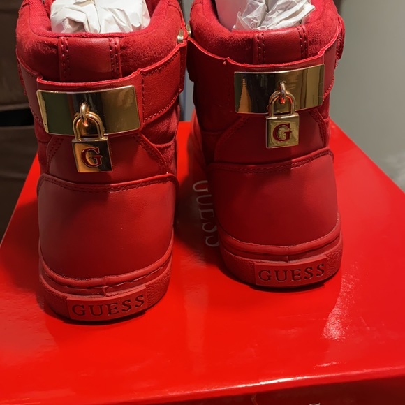 Suede guess shoes - Picture 3 of 3